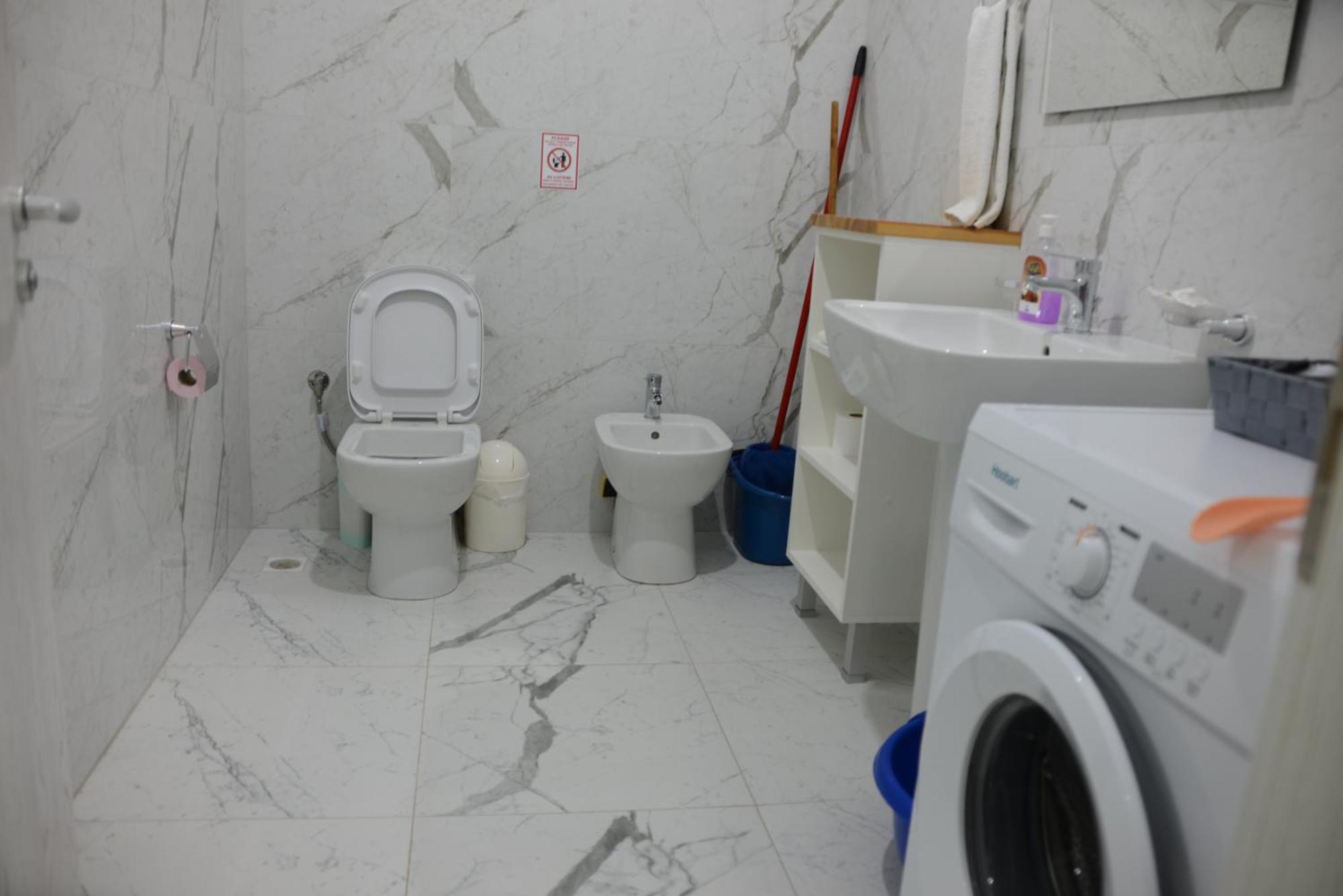 Mane Apartments Sarandë Esterno foto